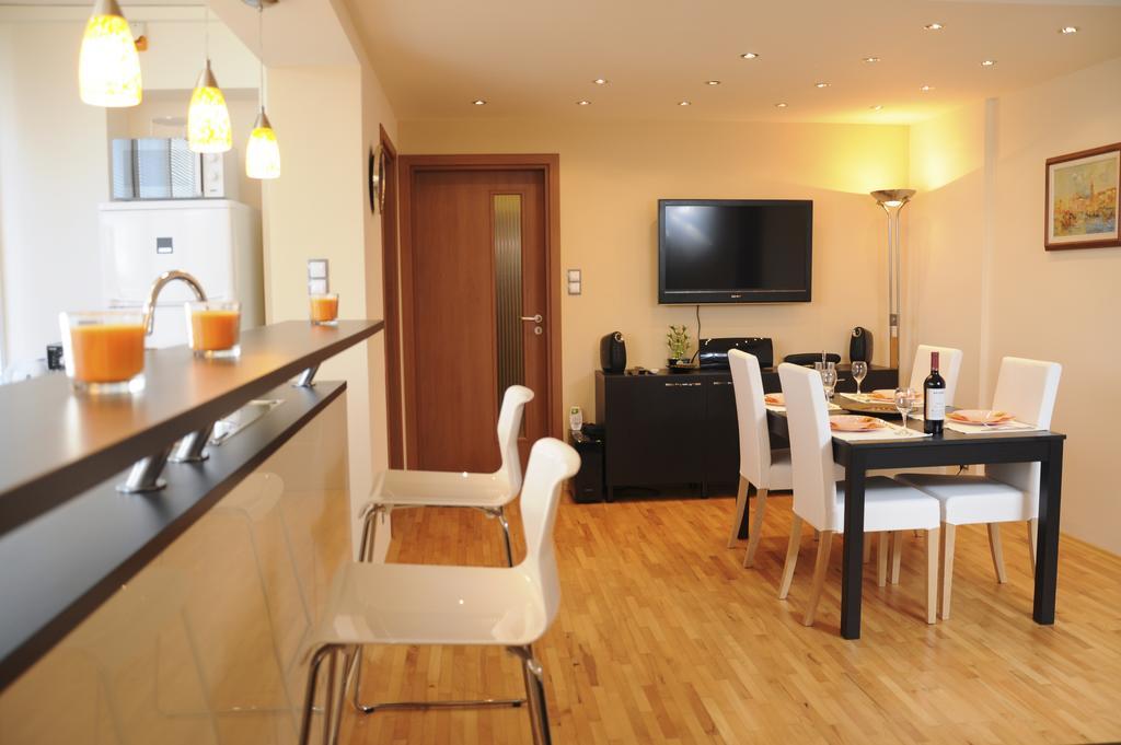 Derelli Elegance Apartment Софія Номер фото